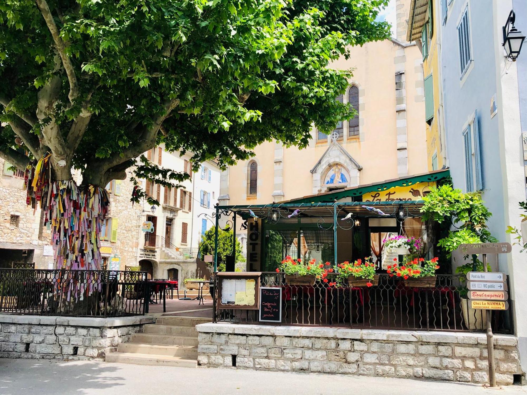 Hotel Restaurant La Forge Castellane Exterior photo